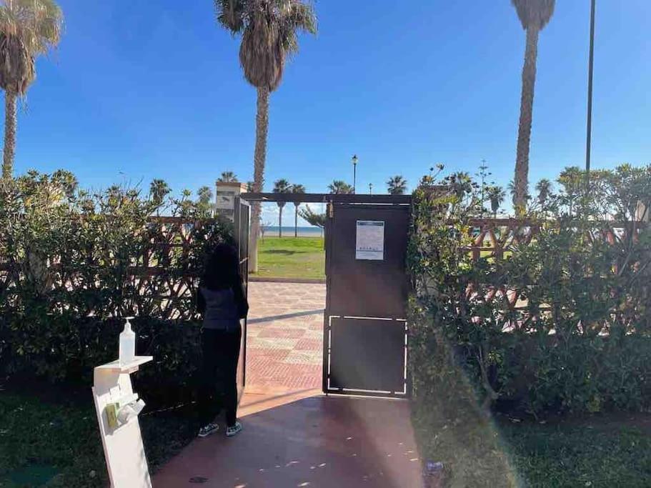 滨海罗克塔斯Moderna Y Alegre Vivienda Junto Al Mar .公寓 外观 照片
